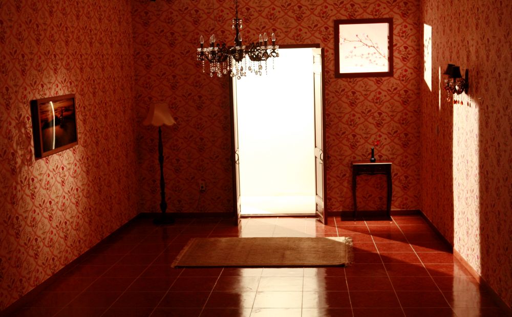 Jung Yeondoo, Documentary Nostalgia, 2007, Single-channel video, color, silent, 84 min. 18 sec. MMCA Collection.